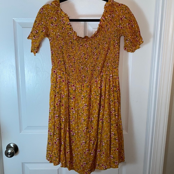 Altar'd State Dresses & Skirts - Altar’d State Mini Dress Floral elastic bodice flare skirt size Large